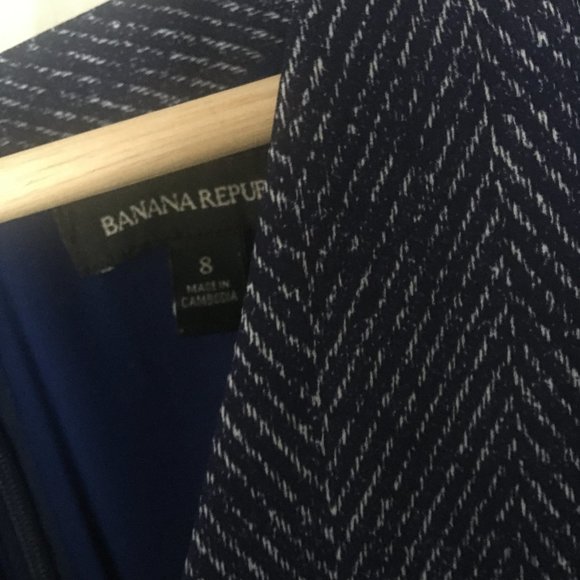 Herringbone print sheath dress - Picture 3 of 5